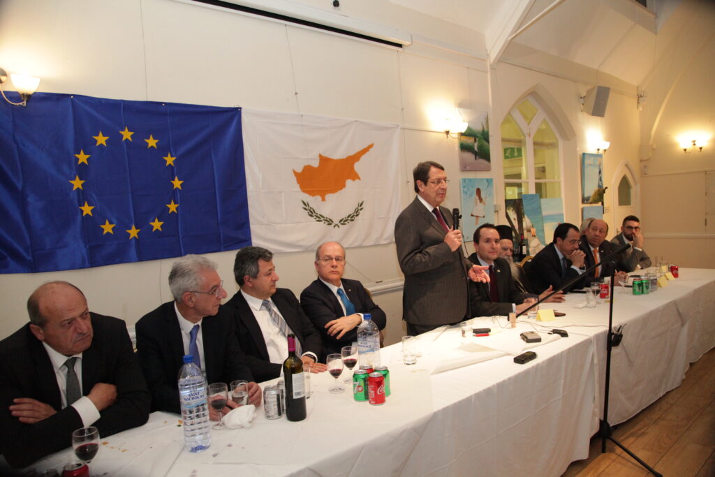 President Anastasiades concludes CHOGM visit by briefing UK Cypriots