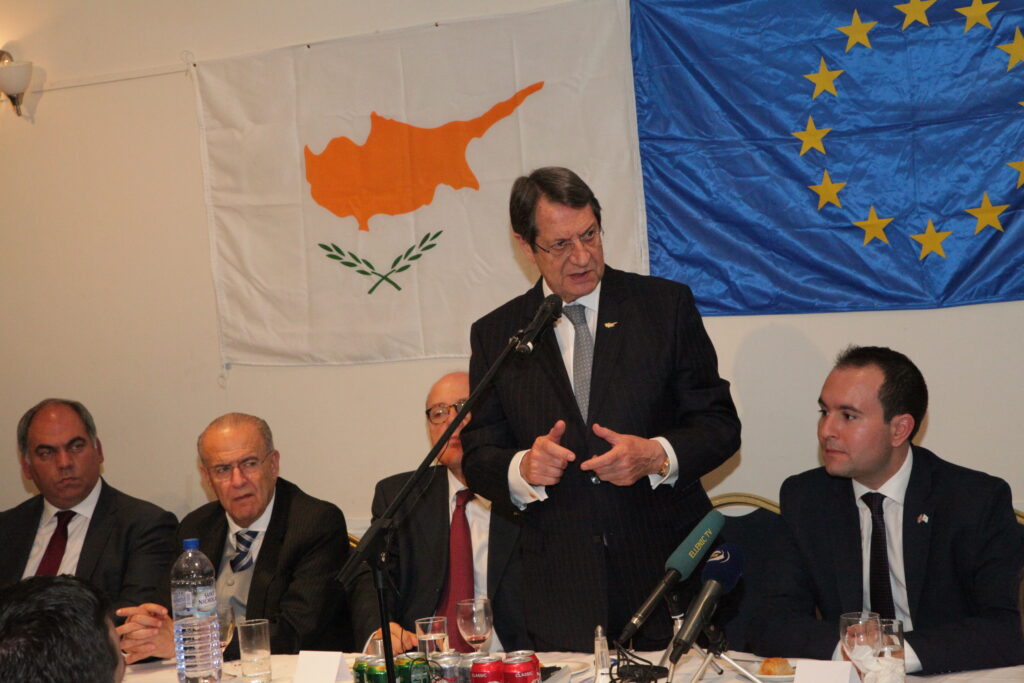 President Anastasiades briefs UK Cypriots on the latest developments on the Cyprus issue