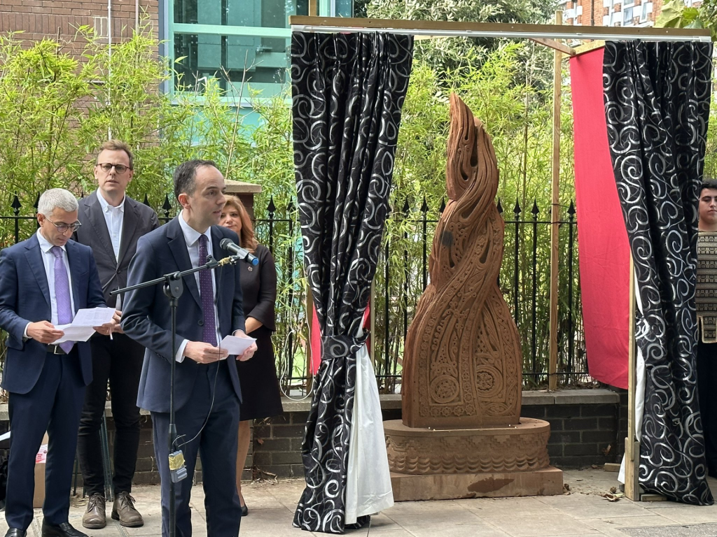 Federation President attends unveiling of Memorial to Armenian Genocide